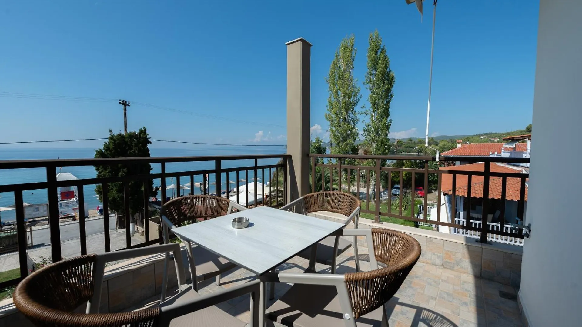 Hotel Areti Neos Marmaras 2*,  Greece